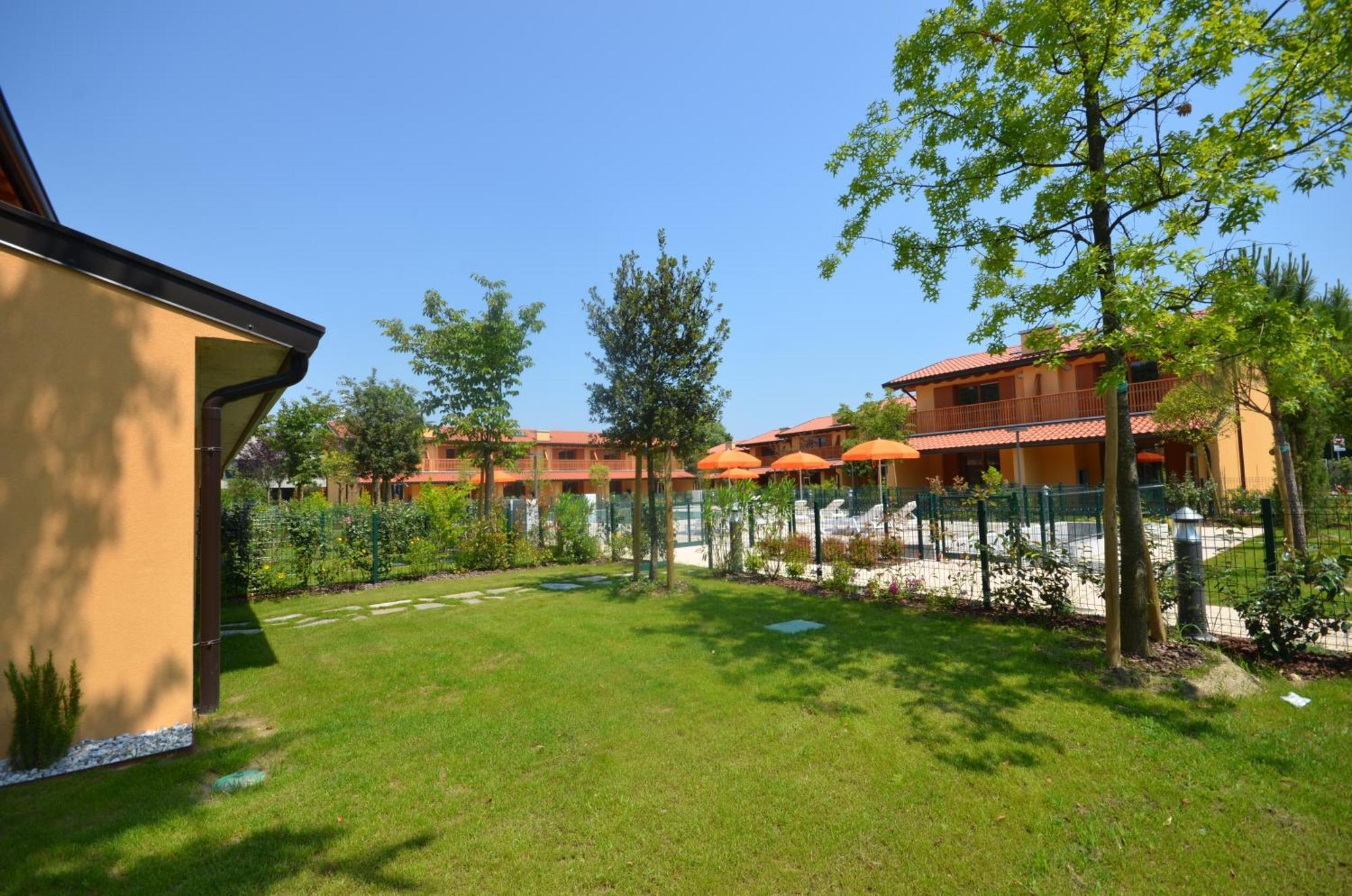 Villaggio Tamerici Lignano Sabbiadoro Eksteriør billede